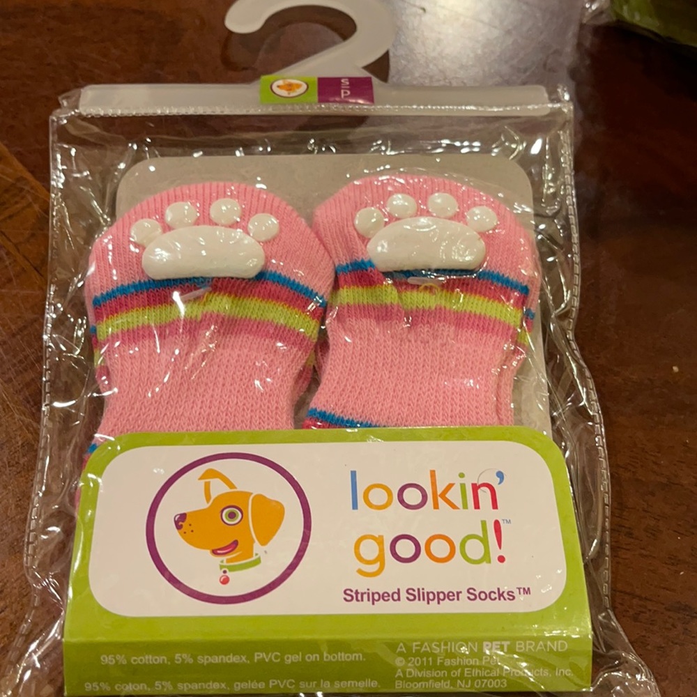Lookin Good Dog Pink Slipper Socks Xs & small NWT